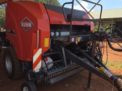 Kuhn 3130 Baler