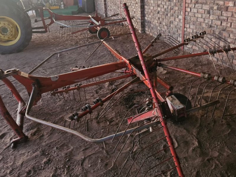 2x Khun roteer harke