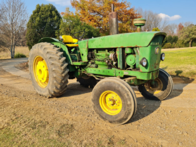 John Deere 3130 Tractor