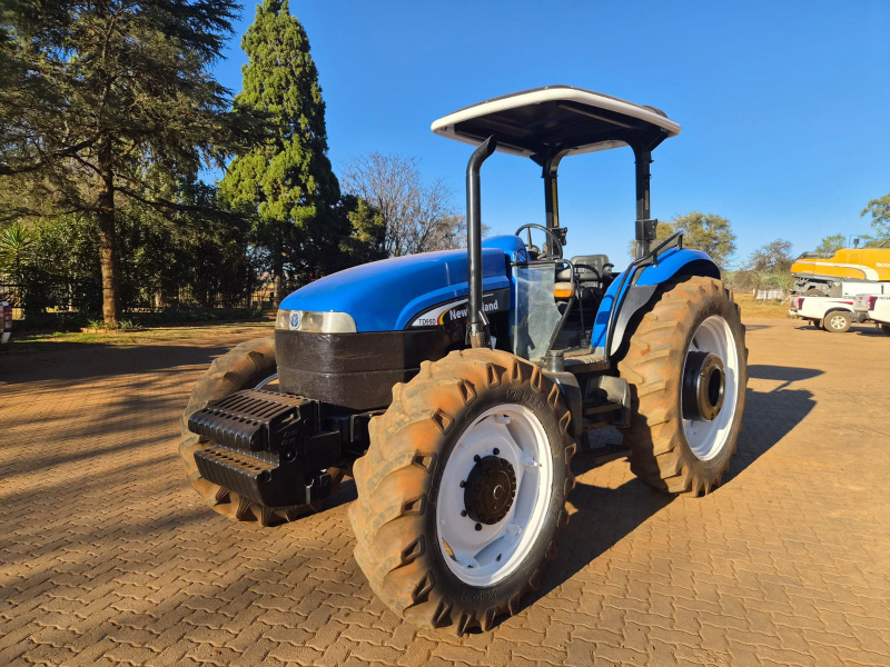New Holland TD95