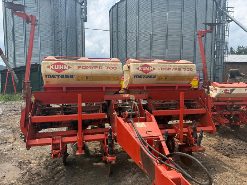 Kuhn 700 4 Row Planter